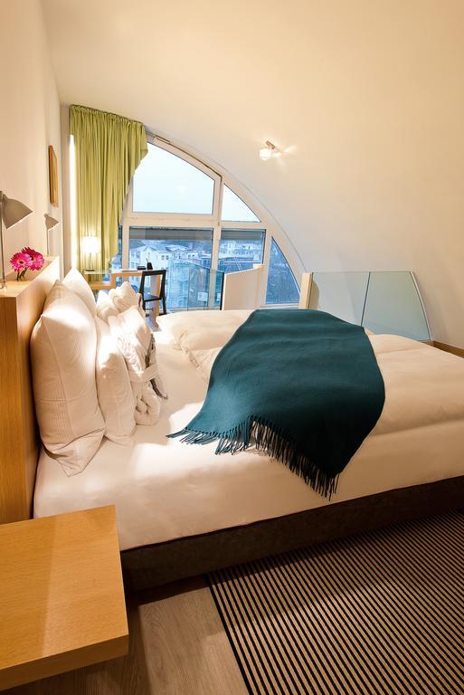 Hotel Am & 4*