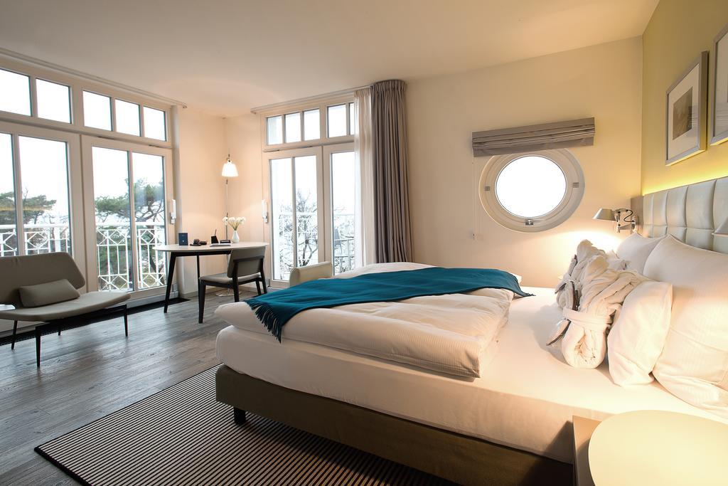 Am & Hotel