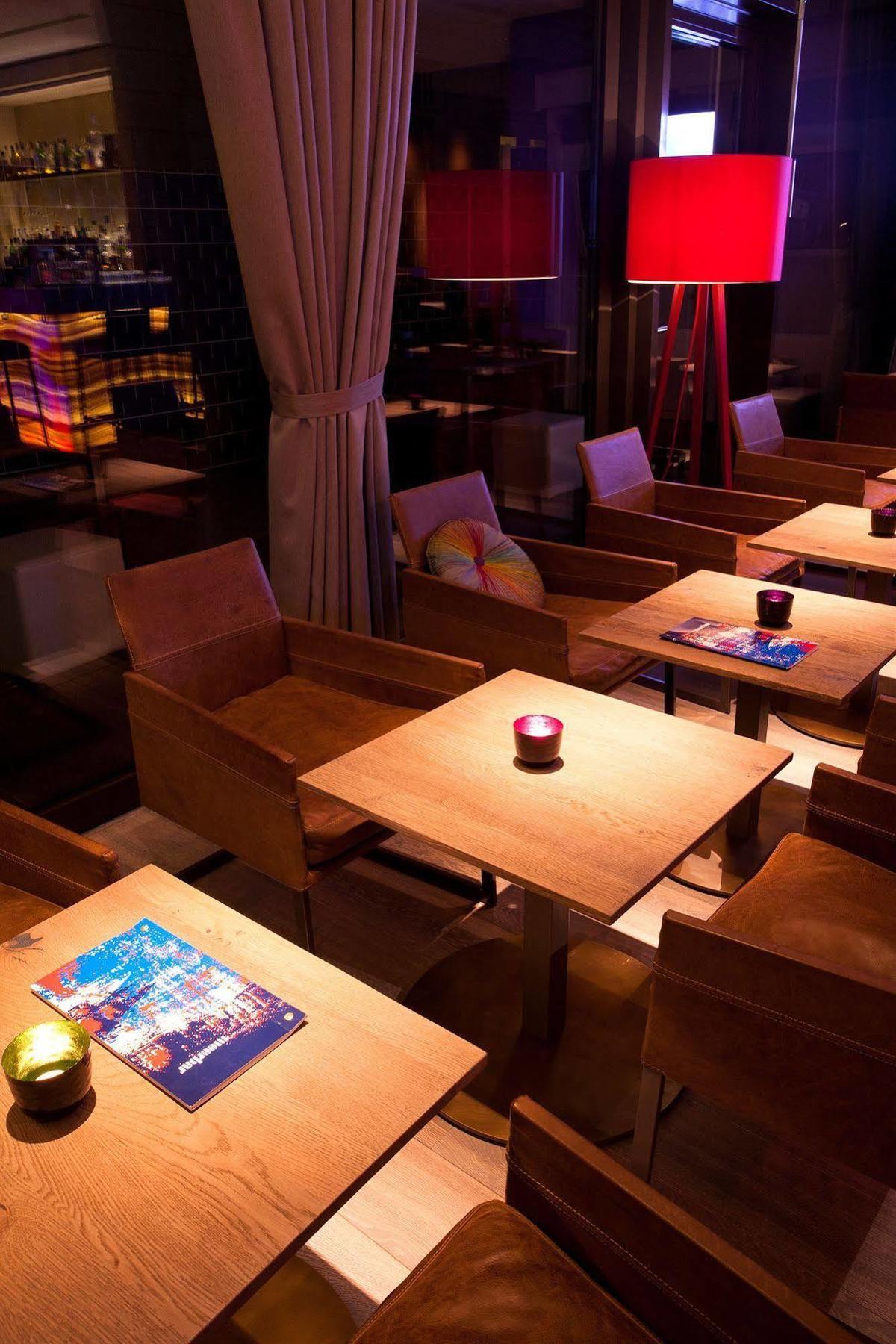 Am & Hotel 4*